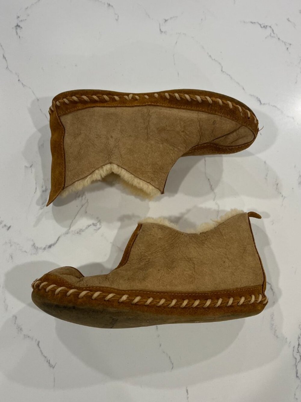 LL Bean Wicked Good Suede Fur Lined Slippers Women Size 7